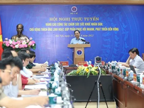 Cấp bách tháo gỡ những vấn đề của ngành y