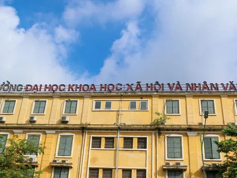 Khám phá trường đại học gần 80 năm truyền thống tại thủ đô