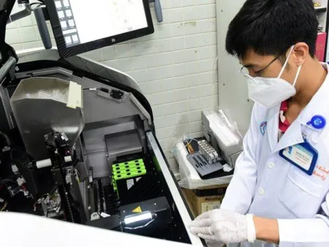 'Dao mổ rạch 3 lần mới qua da': Người bệnh không mong giá rẻ, chỉ cần 'đúng giá'