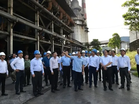 Phó Thủ tướng Lê Minh Khái kiểm tra hai dự án yếu kém tại Lào Cai