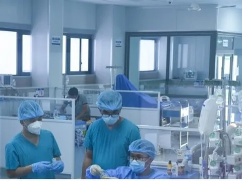 Vì sao số bệnh nhân Covid-19 nặng gia tăng?