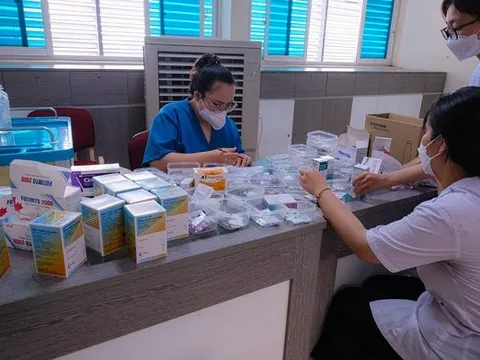 Bệnh viện "khát thuốc": Gỡ vòng luẩn quẩn khó khăn trong đấu thầu