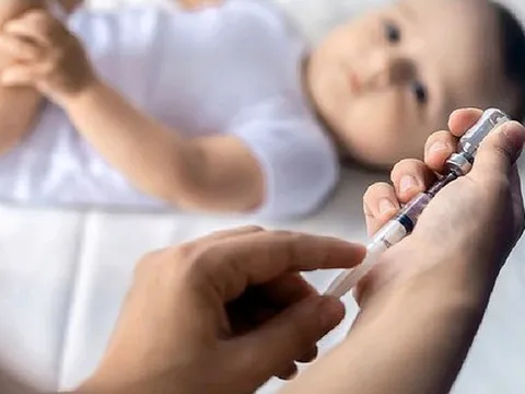 Đột phá mới trong y khoa: Vaccine ngừa virus hợp bào hô hấp đầu tiên trên thế giới