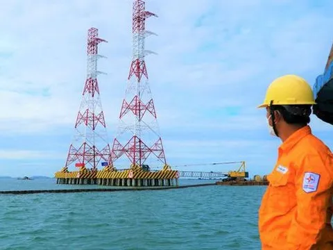 Sắp hoàn thành công trình đường dây điện 220kV vượt biển dài nhất Đông Nam Á