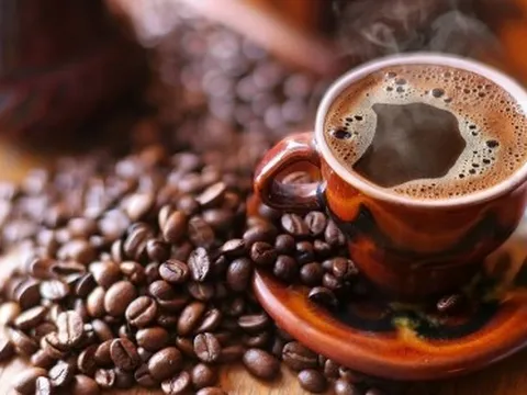 Đà tăng 'shock' của CFV hé lộ một tay chơi trong 'game' thoái vốn Vilico