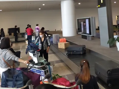 Các hãng hàng không dừng kiểm tra thẻ hành lý ký gửi tại lối ra
