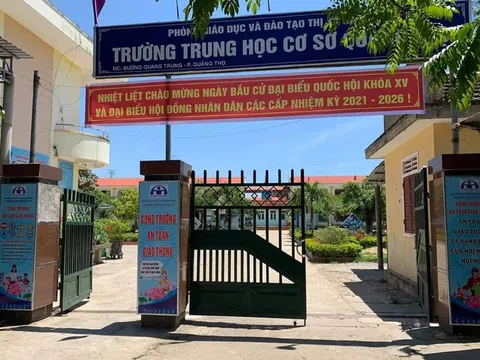 Nữ kế toán hành hung nhân viên y tế trong phòng hiệu trưởng bị kỷ luật