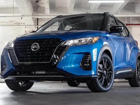 Loạt xe chào khách Việt trong tháng 8