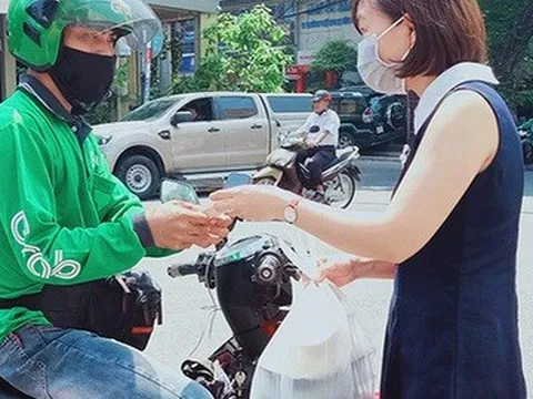 Độc chiêu tráo hàng khiến nhiều shipper sập bẫy lừa đảo hàng trăm triệu đồng