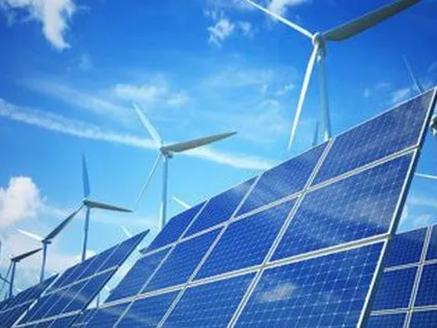 Việt Nam dẫn đầu ASEAN về quy mô và tỷ lệ các nguồn điện gió và mặt trời