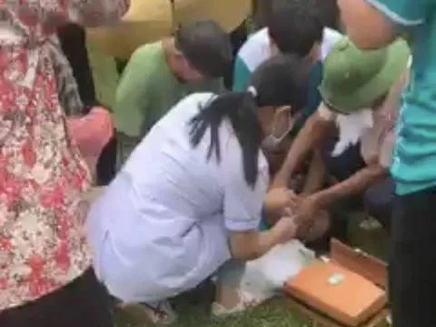 Nam thanh niên đột quỵ rồi tử vong khi chơi kéo co