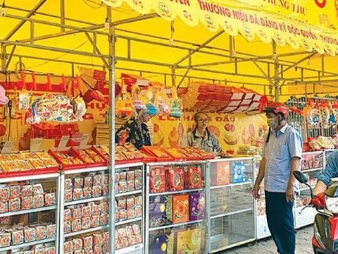 Lạm phát trên chiếc bánh trung thu và trăn trở của người trong cuộc