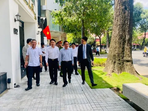 "Tăng tốc" từ phố đi bộ