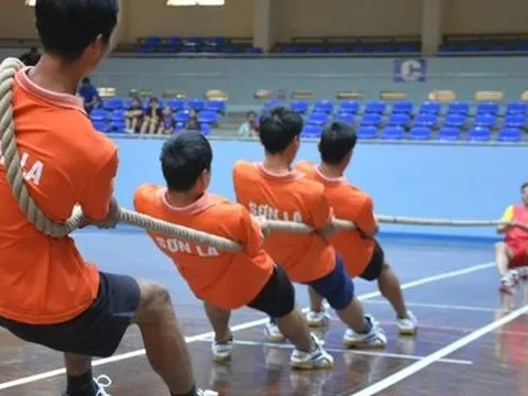 Người đàn ông Thanh Hóa bất ngờ tử vong khi thi kéo co