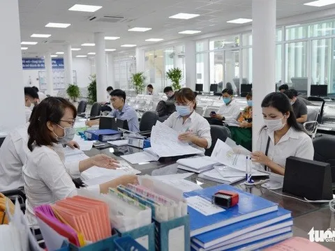 Doanh nghiệp than từ 'một cửa' thành 'nhiều cửa'