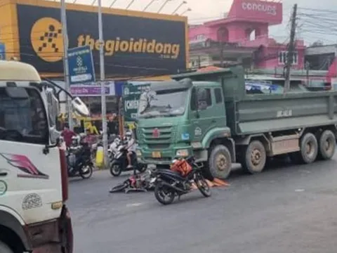Đồng Nai: Va chạm xe ben, 1 nữ sinh tử vong
