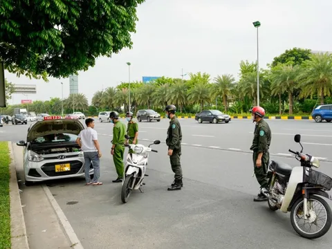 An ninh hàng không Nội Bài bị tài xế taxi hành hung