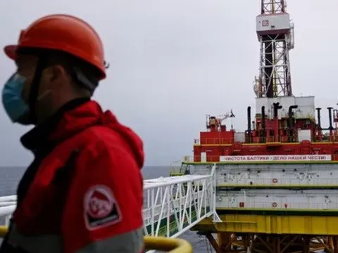 G7 thảo luận áp giá trần dầu thô Nga