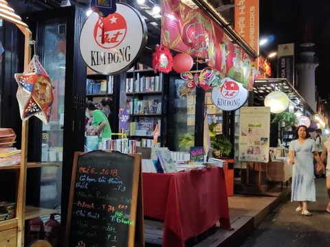 Lồng đèn "Made in Vietnam" áp đảo hàng Trung Quốc