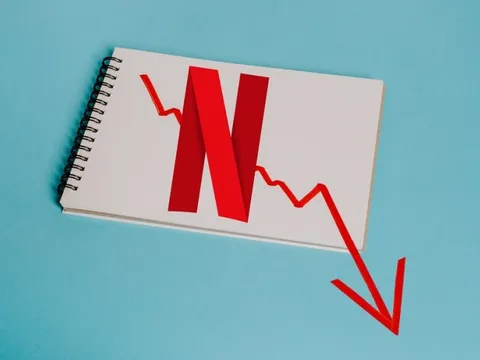 Netflix trở về giá trị thật