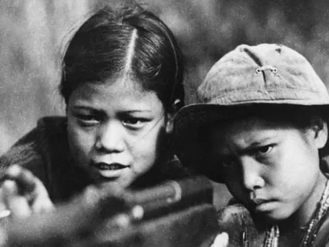 Báo Nga: "Đoàn kết và lòng yêu nước" - Cần học tập Việt Nam để chiến thắng