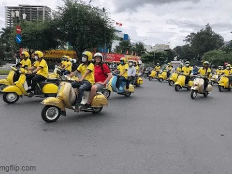 “Vào mùa” đón khách quốc tế, TP HCM đầy sắc màu