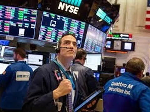 Dow Jones tăng điểm, Nasdaq đứt chuỗi giảm 7 ngày