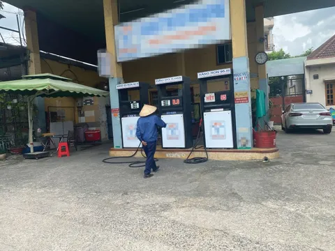 Xăng dầu lại trục trặc về nguồn cung (*): Công tác điều hành có vấn đề?