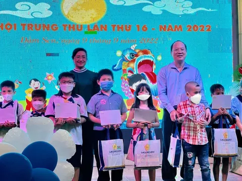 500 trẻ em mồ côi do đại dịch Covid-19 đón trung thu đặc biệt