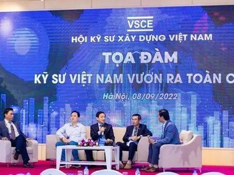 "Xây dựng Việt Nam cần xem xét có phải vươn ra nước ngoài hay không?"