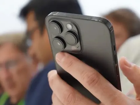 Lượng quan tâm iPhone 14 tăng cao lịch sử ở đại lý Việt