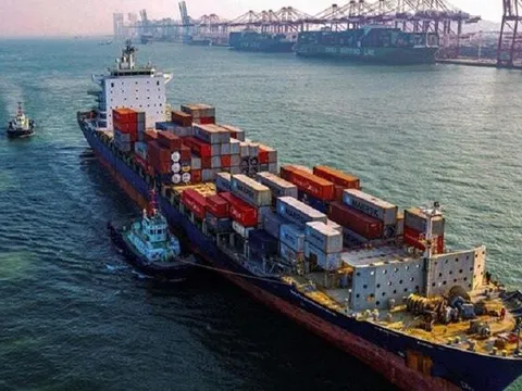 Đề xuất giảm 20%-50% phí, lệ phí giao thông vận tải