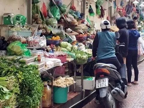 "Bão giá” khiến người dân muốn "đủ ăn lại không đủ mặc", doanh nghiệp bế tắc