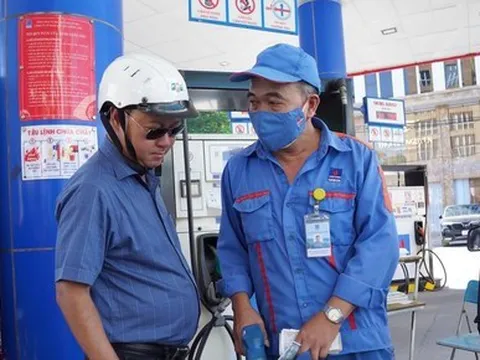 Ứng phó với biến động giá xăng dầu: Thanh lọc, lập lại thị trường