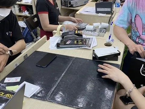 Vì sao iPhone 14 ở Việt Nam bán trễ hơn Singapore, Thái Lan?