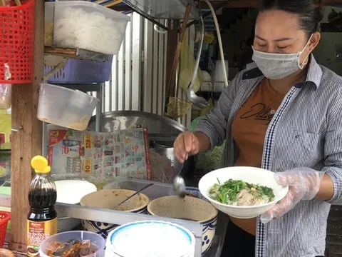 Những xóm nghề tha hương-Kỳ cuối: “Tập đoàn”... hủ tiếu gõ