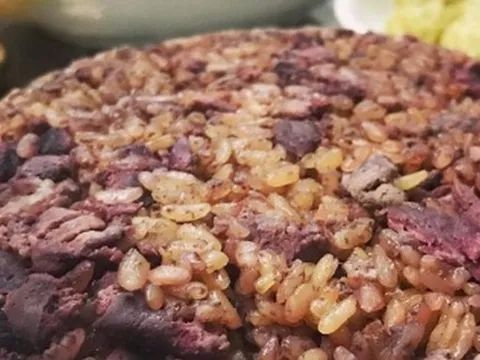 Ngất ngây với hương vị núi rừng lạ miệng trong món xôi trám đặc sản Cao Bằng