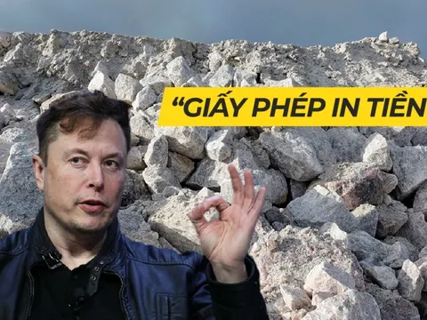 Elon Musk thúc giục tinh chế một thứ cho xe điện: "Đó là giấy phép in tiền"