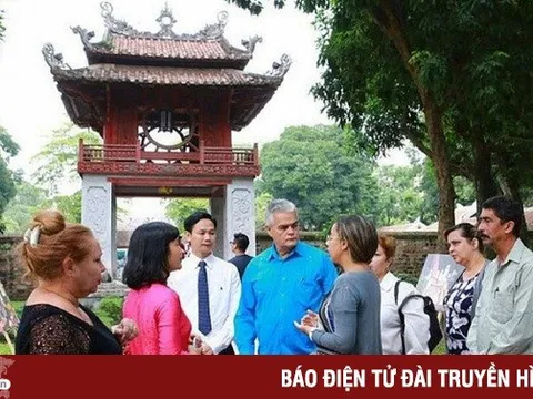 Hà Nội thu gần 40 nghìn tỷ đồng từ khách du lịch trong 9 tháng