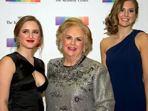 Gia tộc giàu thứ 3 thế giới nhờ kinh doanh kẹo nhưng vô cùng kín tiếng: Có người sống trong chung cư rẻ tiền, tránh xa sự chú ý của công chúng