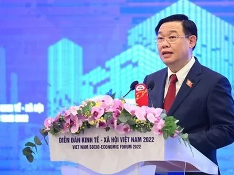 Chủ tịch Quốc hội: Ổn định kinh tế vĩ mô là yếu tố "bất biến" để ứng với "vạn biến"