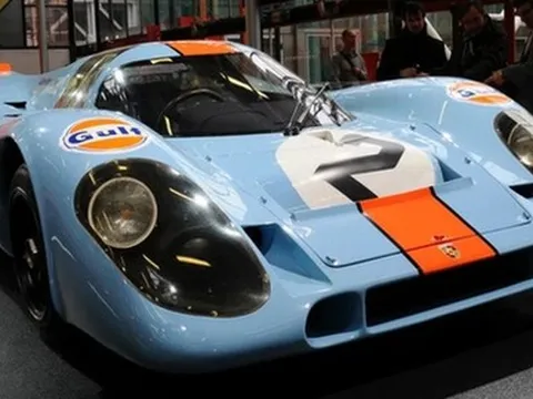 12 chiếc xe hơi của người nổi tiếng được bán với mức giá khủng nhất