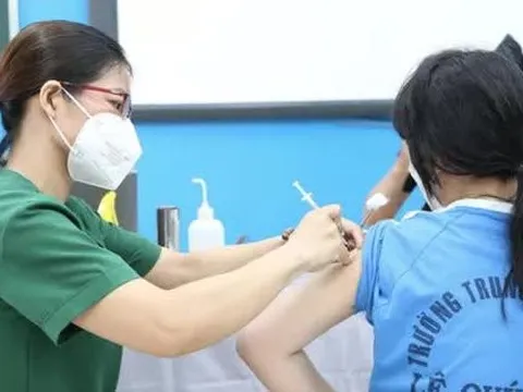 Bộ Y tế lên tiếng về nguyên nhân thiếu vắc-xin COVID-19 Moderna cho trẻ em