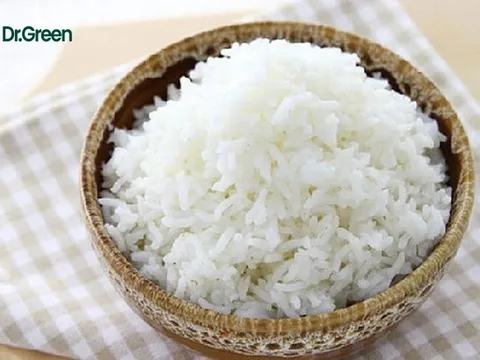 TS Từ Ngữ: 'Ăn cơm nguội hâm nóng gây ung thư' là thông tin không có căn cứ khoa học