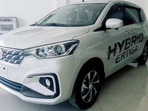 Mẫu MPV 7 chỗ tiết kiệm xăng bậc nhất phân khúc lộ thêm ảnh, ngày ra mắt khách Việt cận kề