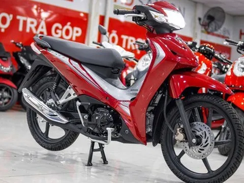 Mẫu xe máy Thái cực "hot" giảm giá 4 triệu đồng, xe tiết kiệm xăng, đầy bình đi 380km