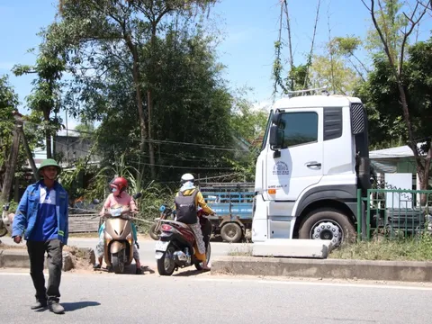 Sau tai nạn đau lòng ở Quảng Nam: Sẽ mở nút giao thông trước ngày 10-10