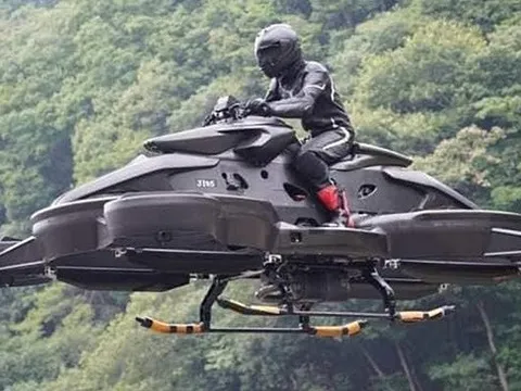 Môtô bay Nhật Bản 'như phim viễn tưởng' giá 777.000 USD