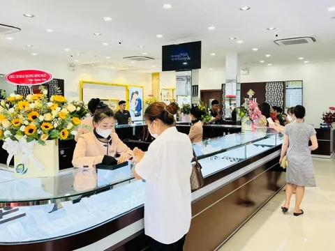 PNJ lãi 1.246 tỷ đồng sau 8 tháng, đạt 94,4% kế hoạch lợi nhuận năm