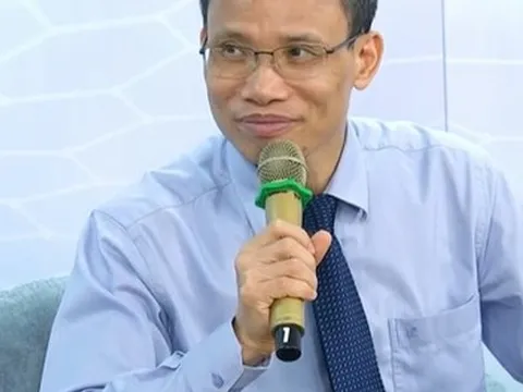 Tại sao chứng khoán giảm điểm mạnh khi FED tăng lãi suất lần này?